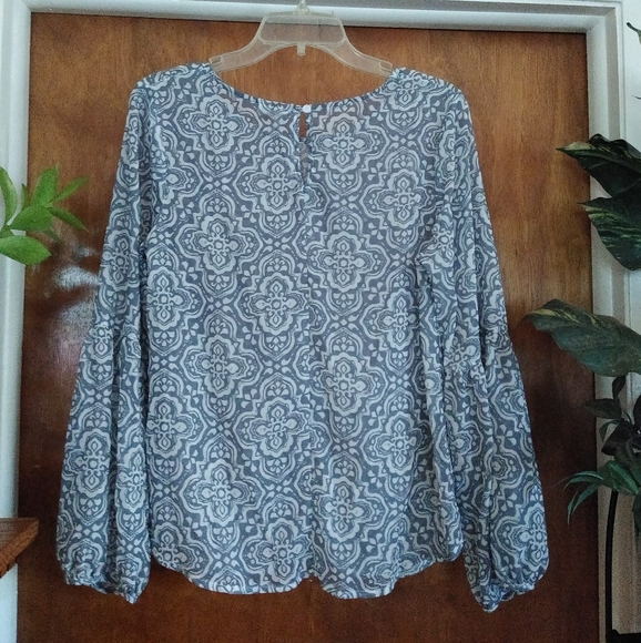 Was💲8! 🎉5/$20Pinky sheer blouse - Picture 2 of 8